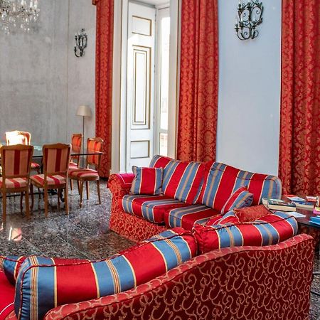 Le Stanze Del Vicere Boutique Hotel Наполи Екстериор снимка