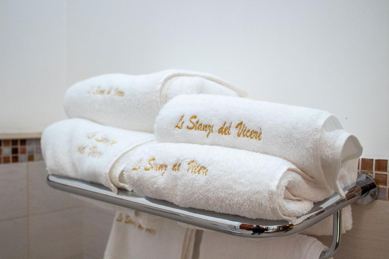 Le Stanze Del Vicere Boutique Hotel Наполи Екстериор снимка