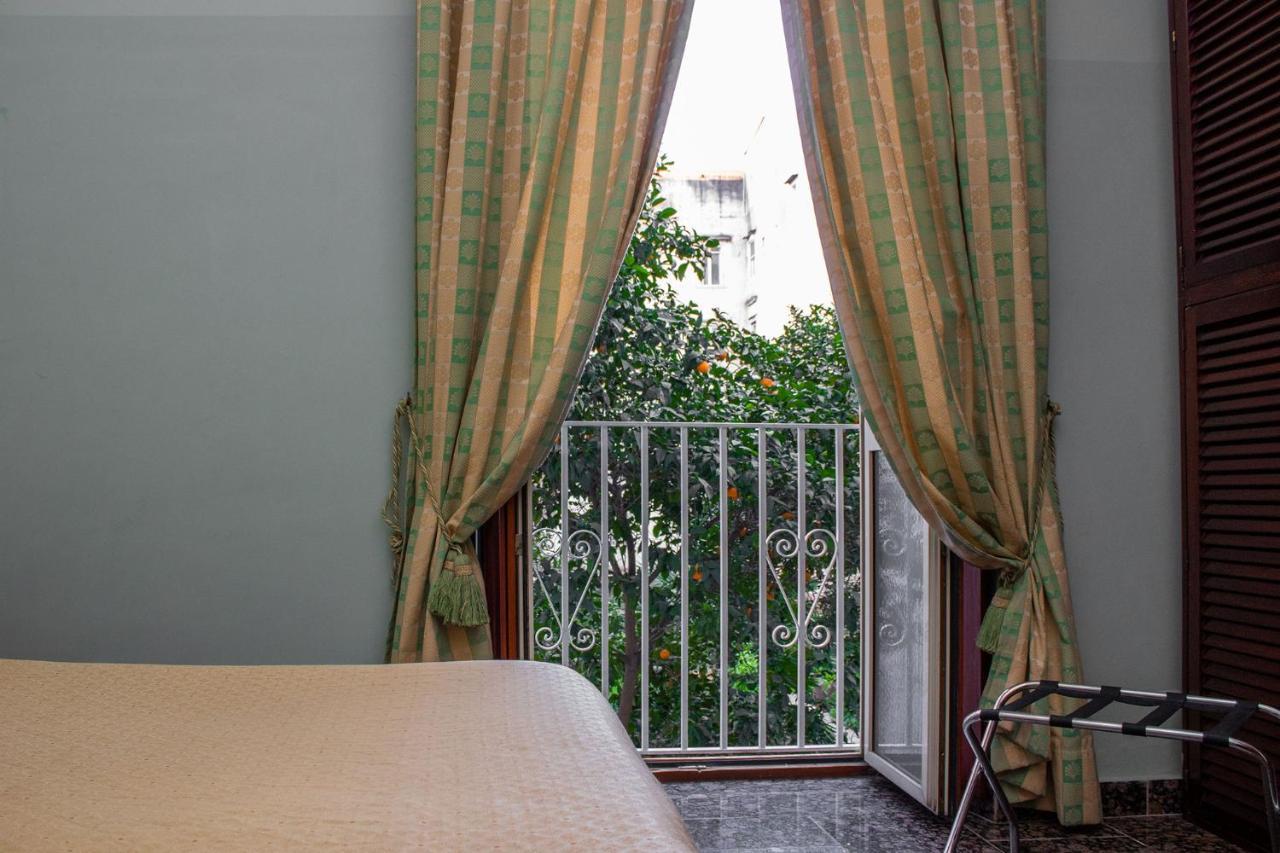 Le Stanze Del Vicere Boutique Hotel Наполи Екстериор снимка